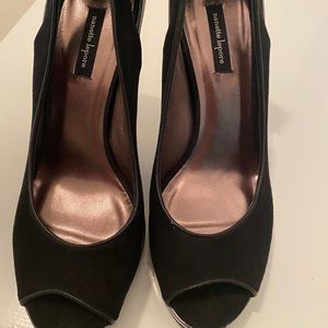 Nanette Lepore never worn sandals